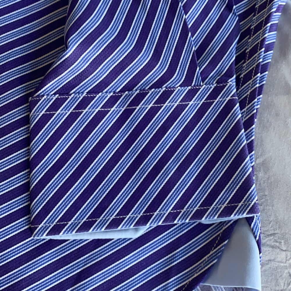 Men’s button down - Picture 7 of 8